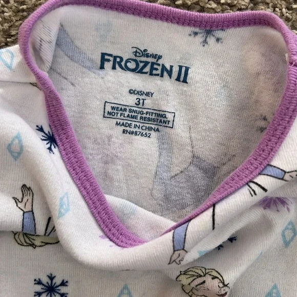 Toddler girl character pajama sets - Picture 3 of 3